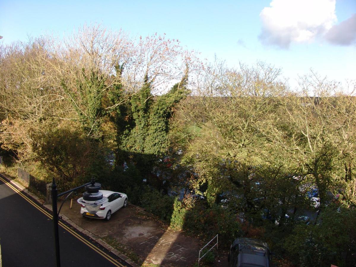 Osborne House B&B Workington Bagian luar foto